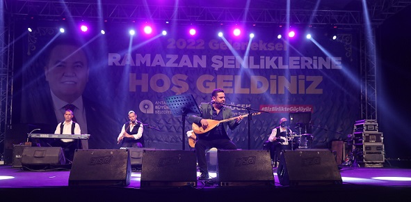 Ispartalılar Gecesi’nde türkü ziyafeti