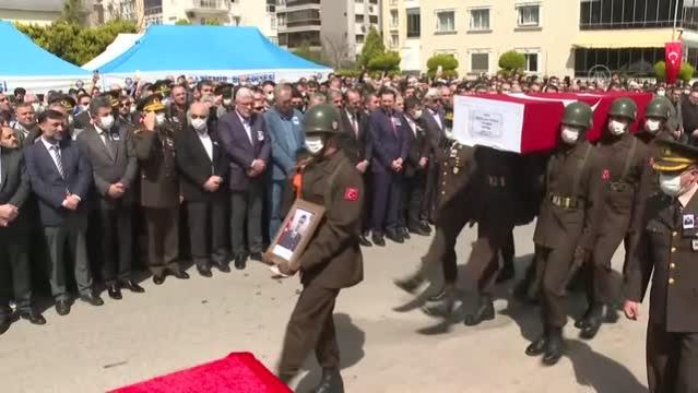 Şehit Asteğmen Abdullah Kürşat Kupşen son yolculuğuna uğurlandı