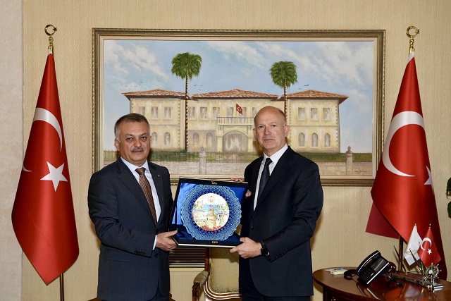 Vali Yazıcı; Antalya’ya 1 milyonun üzerinde İngiliz bekliyoruz