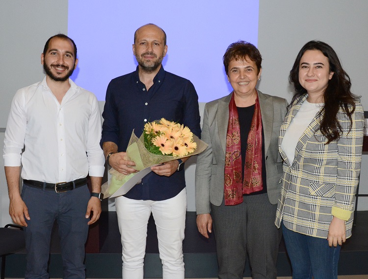 Antalya Kent Konseyi’nde ‘Yapay Zeka’ konferansı