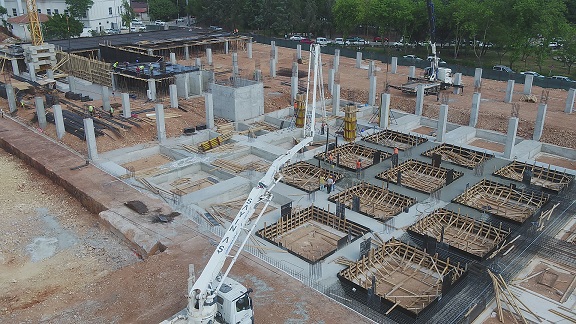 Akdeniz Üniversitesi Katlı Otopark Projesi yükseliyor