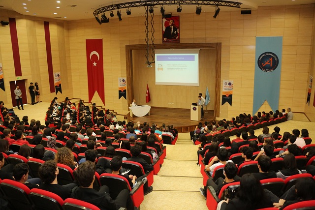 Fen Lisesi öğrencileri Akdeniz Üniversitesi’nde buluştu