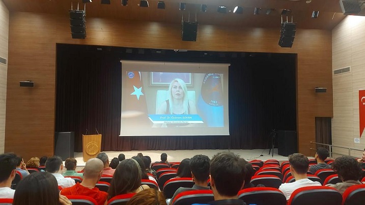 Akdeniz Üniversitesi’nde dijital çağda iletişim konuşuldu