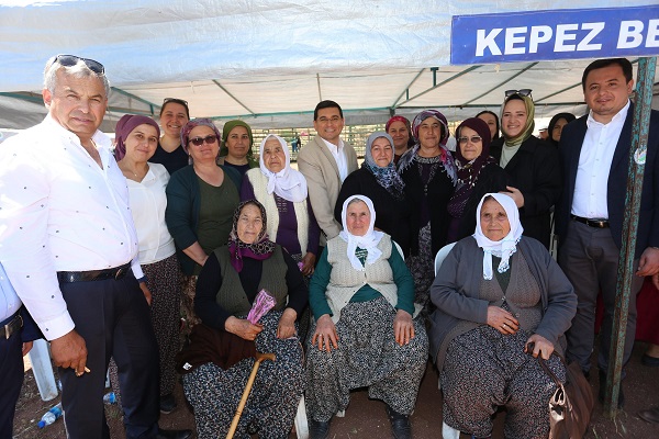 Tütüncü, Hıdırellez şenliklerine katıldı