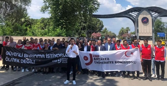 CHP il gençlik kolları basın açıklaması