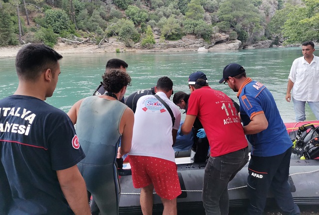 Antalya’da ırmağa giren üniversite öğrencisi boğuldu