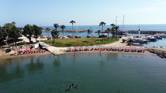 Nar Beach’ler side’nin yıldızı oldu