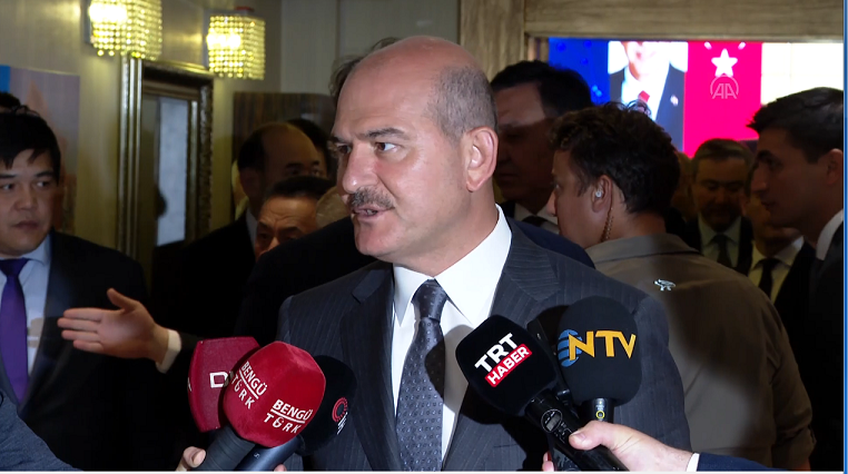 İçişleri Bakanı Soylu, gazetecilerin gündeme ilişkin sorularını cevapladı