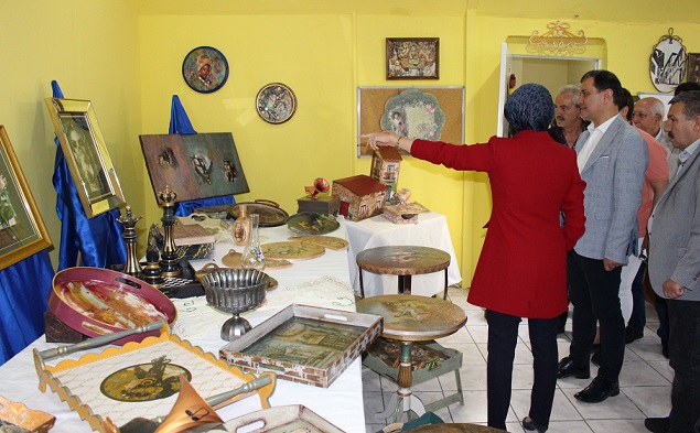 Elmalı ATASEM’de yılsonu sergisi heyecanı
