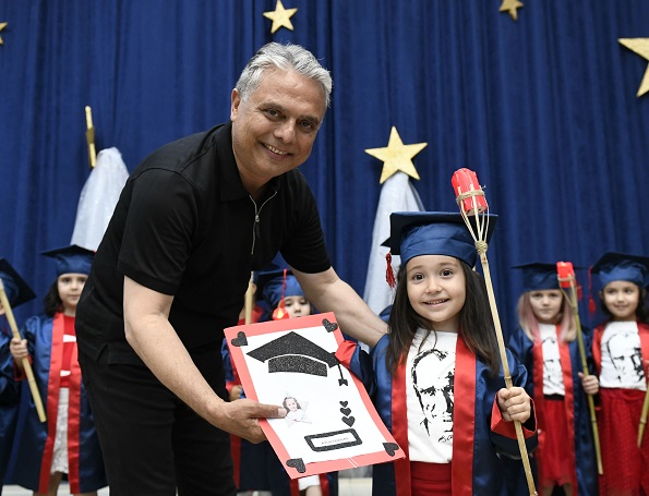 Başkan Uysal, ‘Ufku geniş nesiller yetiştirmemiz gerekiyor’