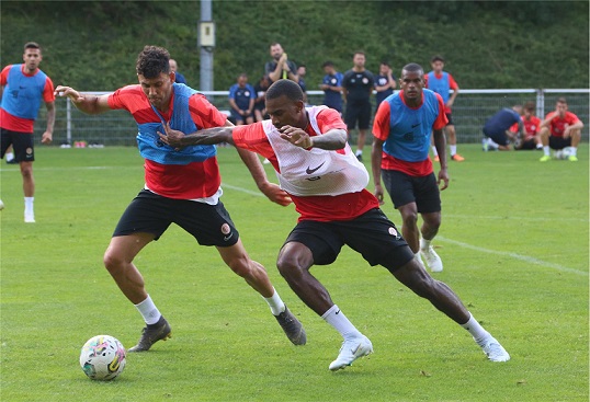 Antalyaspor’un Almanya kampı başladı