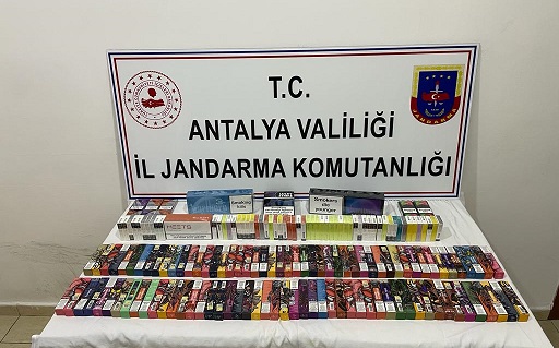 Manavgat’ta gümrük kaçağı sigara ele geçirdi