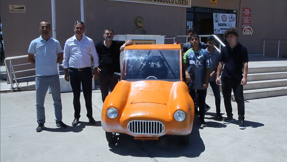 Antalya’da öğrencilerin tasarladığı “Anadolu Parsı”, TEKNOFEST’te yarışacak