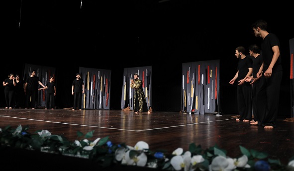 Tiyatro öğrencileri seyirciden tam not aldı