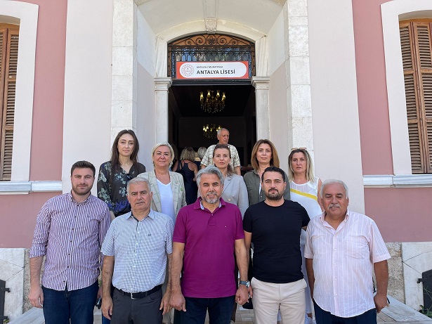 Deva’nın Antalya Lisesi Binası Tahsisi Hakkındaki Tepkisi