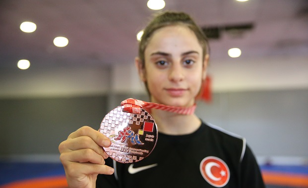 Avrupa üçüncüsü İrem Öztürk, Yasemin Adar Yiğit’i örnek alıyor