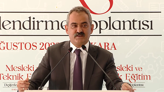 Milli Eğitim Bakanı Özer: “(Çıraklık eğitimi) Yıl sonuna kadar inşallah 1 milyonu aşacağız”