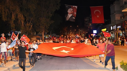 Finike’de 30 Ağustos Zafer Bayramı Coşkusu