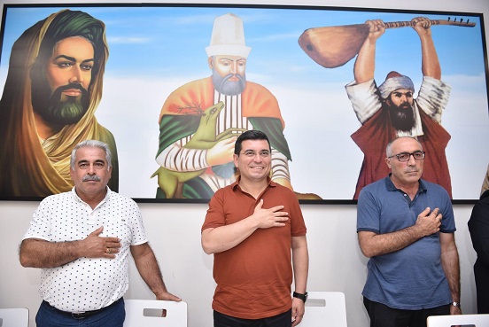 Tütüncü, muharrem ayı iftarına katıldı