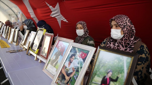Diyarbakır anneleri evlatlarını istiyor