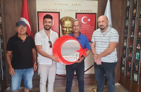 Zafer Partisin ’den Şehit Aileleri ve Gaziler Derneğine Ziyaret !