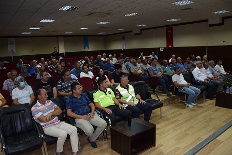 Kumluca’da eğitim öğretim yılı öncesi servis şoförleri bilgilendirildi