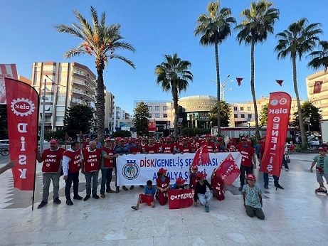 Kumluca Belediyesinden işçi çıkarıldığı iddiası