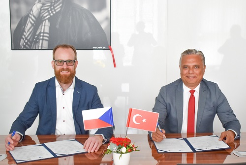 Muratpaşa ve Prag 6 belediyeleri kardeş şehir oldu