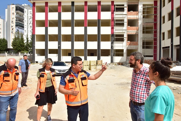 Tütüncü, “Kepez’e yeni okullar kazandıracağız”