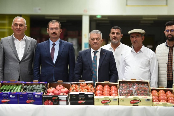 Vali Yazıcı: Üretime Katkı Sunan Firmalarımızın Yanındayız