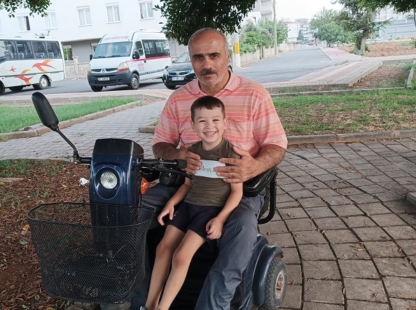 Engelli memurun akülü aracı çalındı