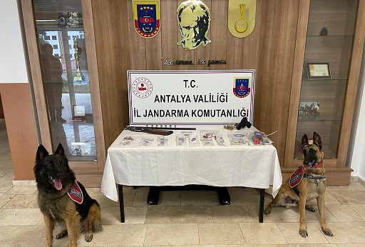 Antalya’da uyuşturucu operasyonunda 17 şüpheli yakalandı