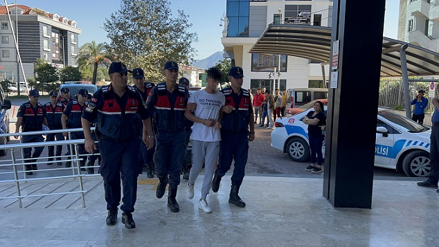 Alanya’da Rus uyruklu kişinin öldüğü kavgaya ilişkin 5 zanlı tutuklandı