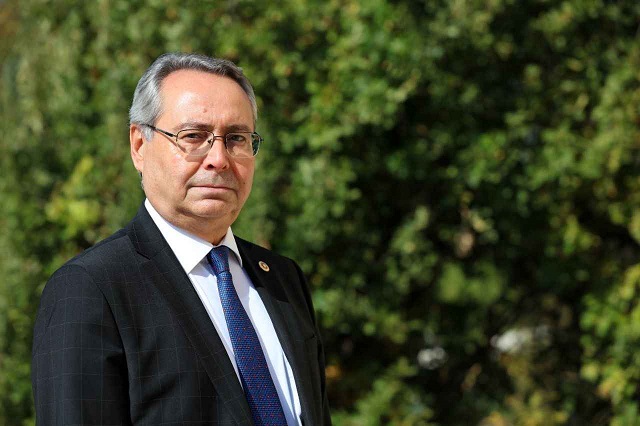 CHP’li Zeybek: Halkı Kandırmaktan Vazgeçin