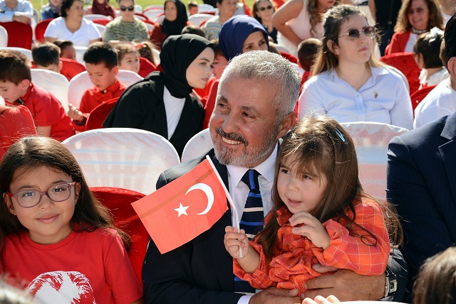 Manavgat Belediyesi’nin Eğitim Kurumları 29 Ekim’i Coşkuyla Kutladı