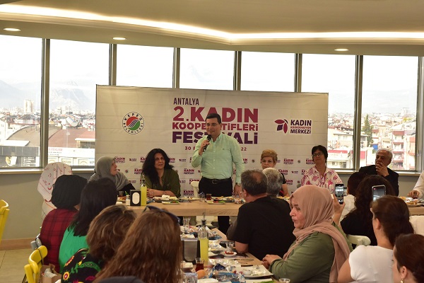 Tütüncü, Kadın Kooperatifleri ile buluştu