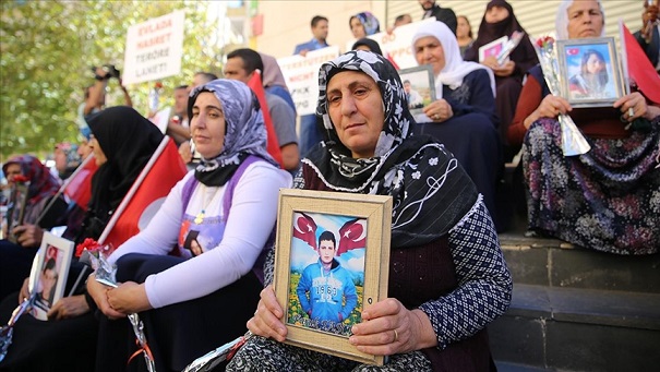 Diyarbakır anneleri evlatlarını istiyor