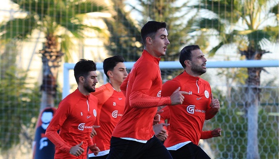 Antalyaspor, Fatih Karagümrük maçının hazırlıklarına başladı