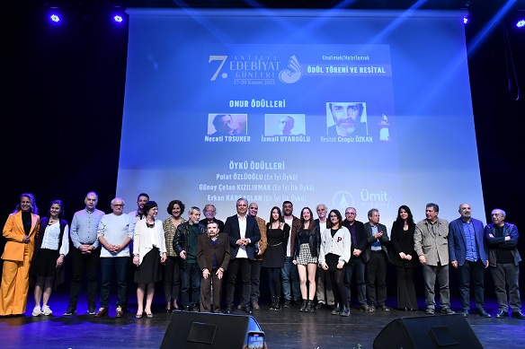 Muratpaşa’da edebiyatın ödül gecesi