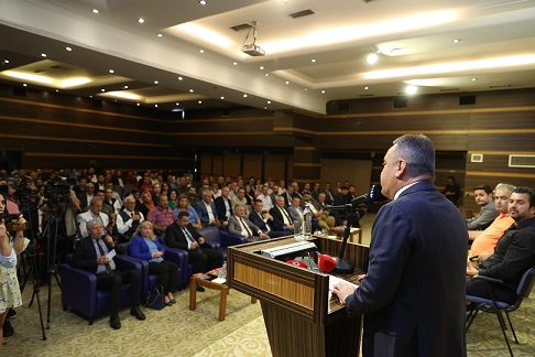 Böcek, ALTSO Başkanı Şahin’in veda meclisine katıldı