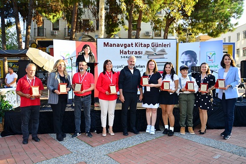 Manavgatlı Yazarlar Okurlarıyla Buluştu
