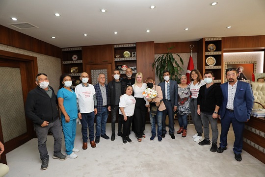 Rektör Özkan, organ nakli olan hastalarla görüştü