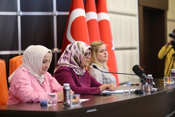 Kepez Belediyesi meclisinde bir ilk!