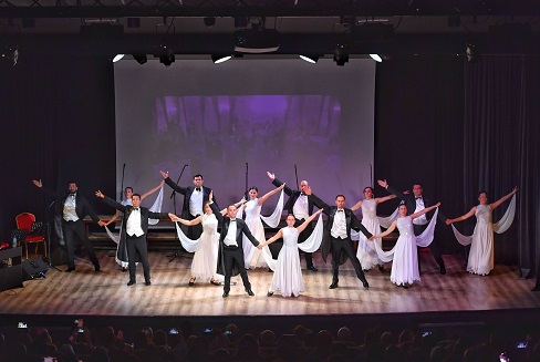 Konyaaltı Ata’yı zeybek ve şiirlerle andı