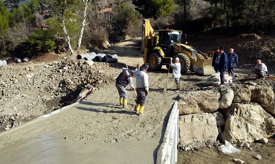 Kırkkavak’ta Tarım Alanlarına Ulaşım Kolaylaştı
