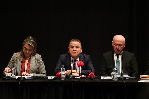 Şoförler tüm haklarıyla Büyükşehir’e geçecek
