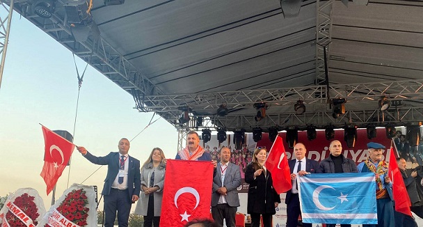 Irak Türkleri Türk Dünyası Buluşması’na damga vurdu!