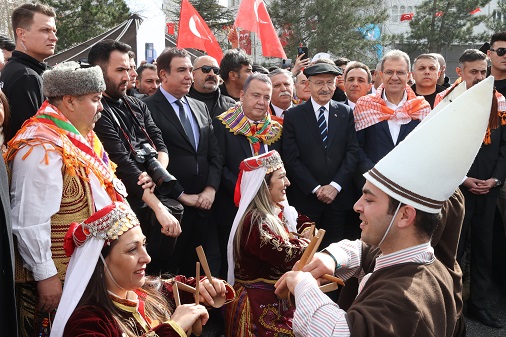 “Yörüklere destek olmak boynumun borcudur”
