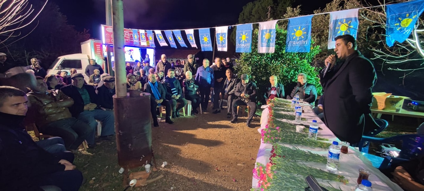 İyi Parti Kepez’den miting gibi buluşma