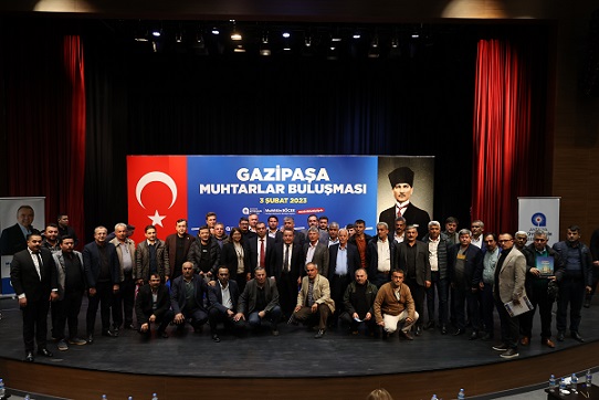 Başkan Böcek, Gazipaşalı muhtarlarla buluştu